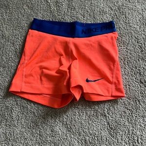xs nike pros